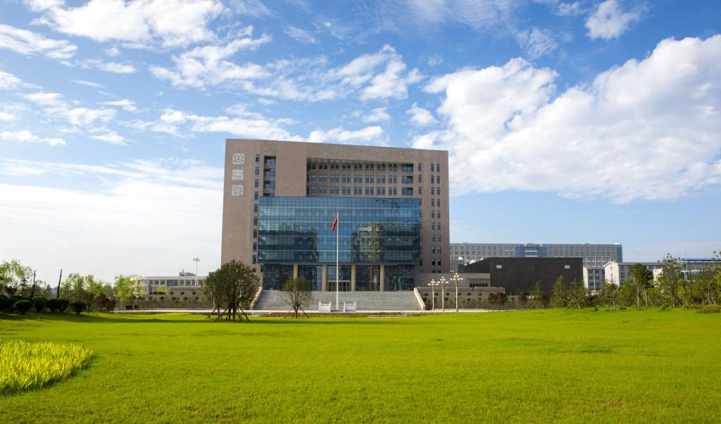 河南财经政法大学金融工程_河南财经政法金融学怎么样_河南财经政法大学金融研究生就业怎么样